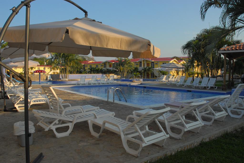 Apart Hotel Villa Nuria San Pedro Sula Exterior photo
